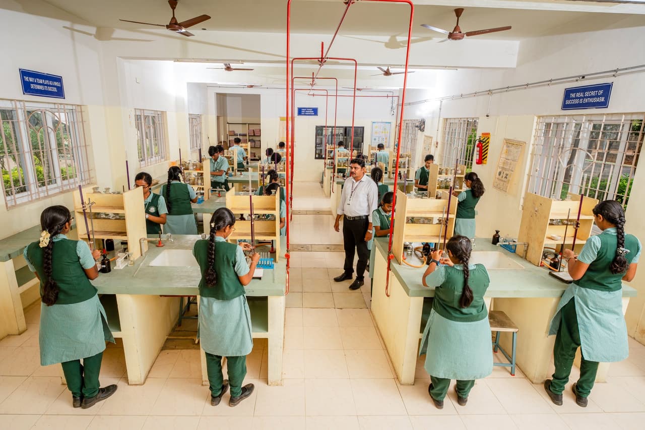 Chemistry Lab Practical Session