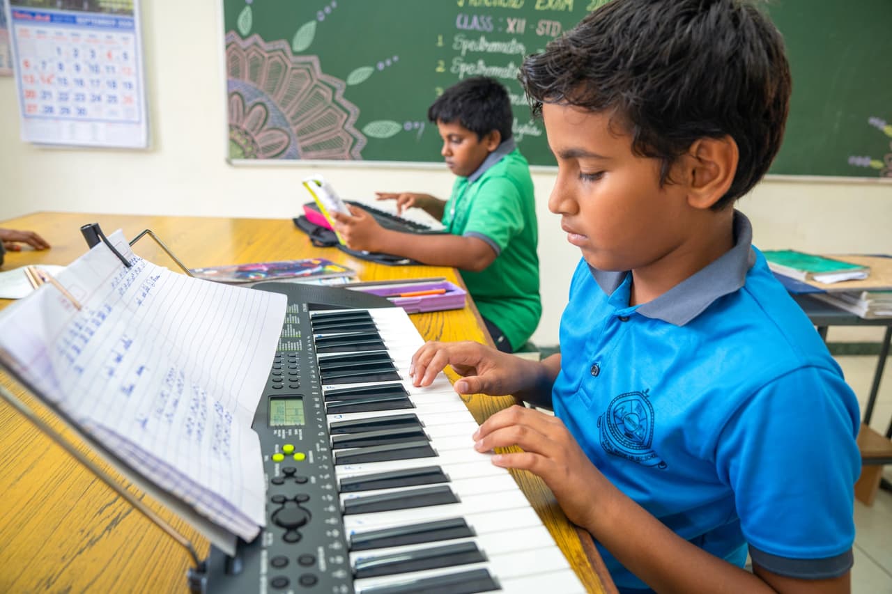 Keyboard & Instrumental Music Class